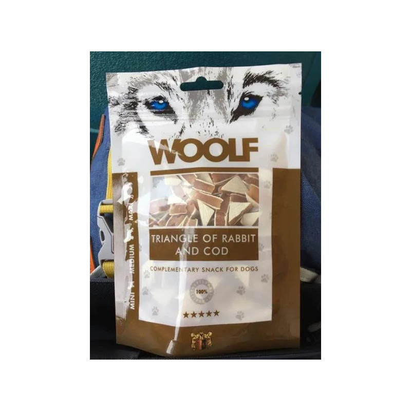 Woolf jutalomfalat kutyáknak – nyúl- és tőkehalas háromszög, 100 g